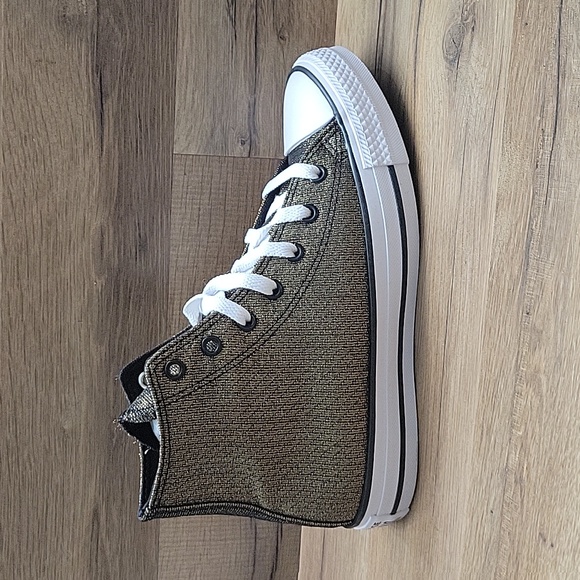 Converse High Top Brand new. - Picture 7 of 12